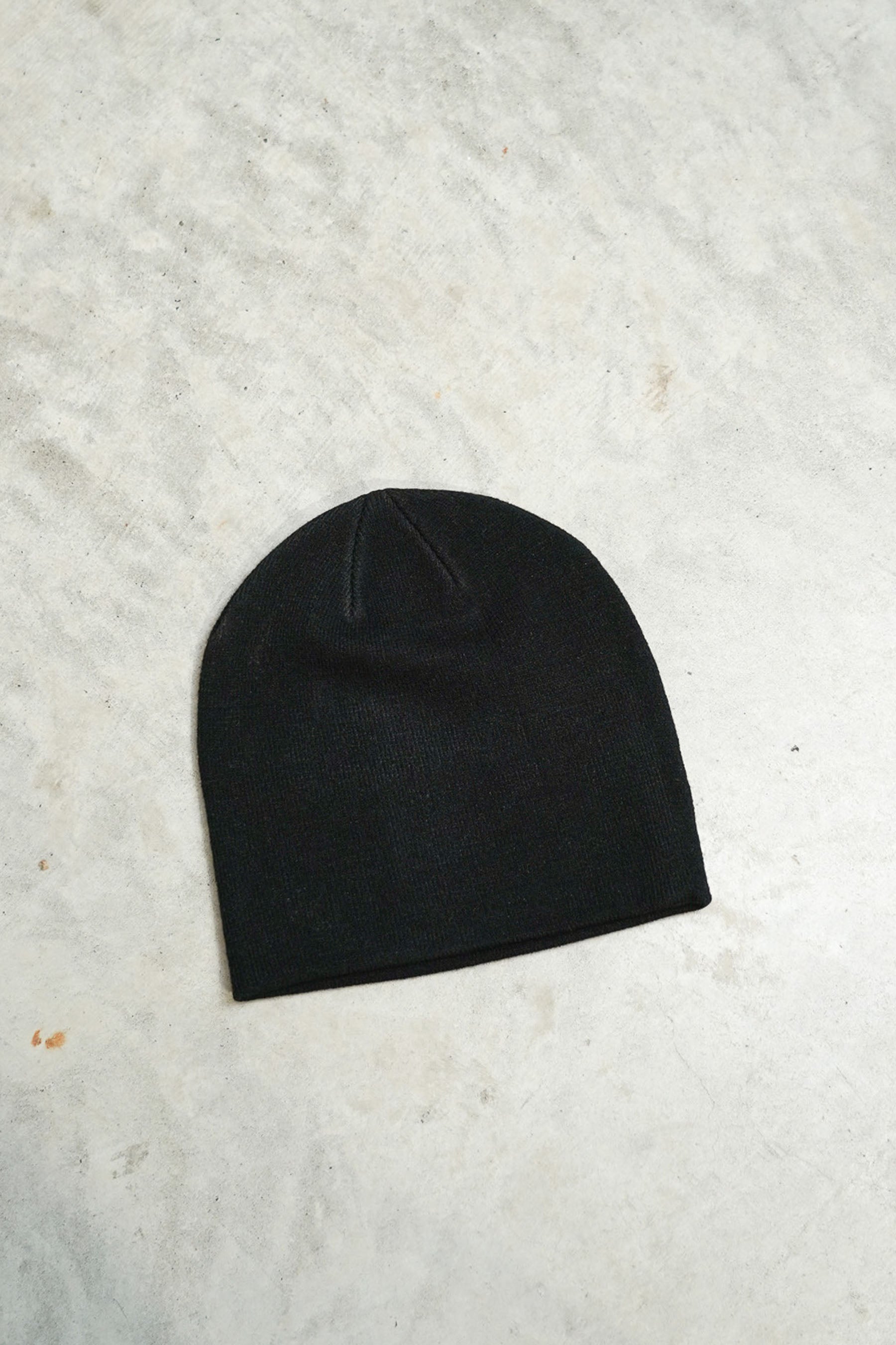 Skull Beanie - Wall