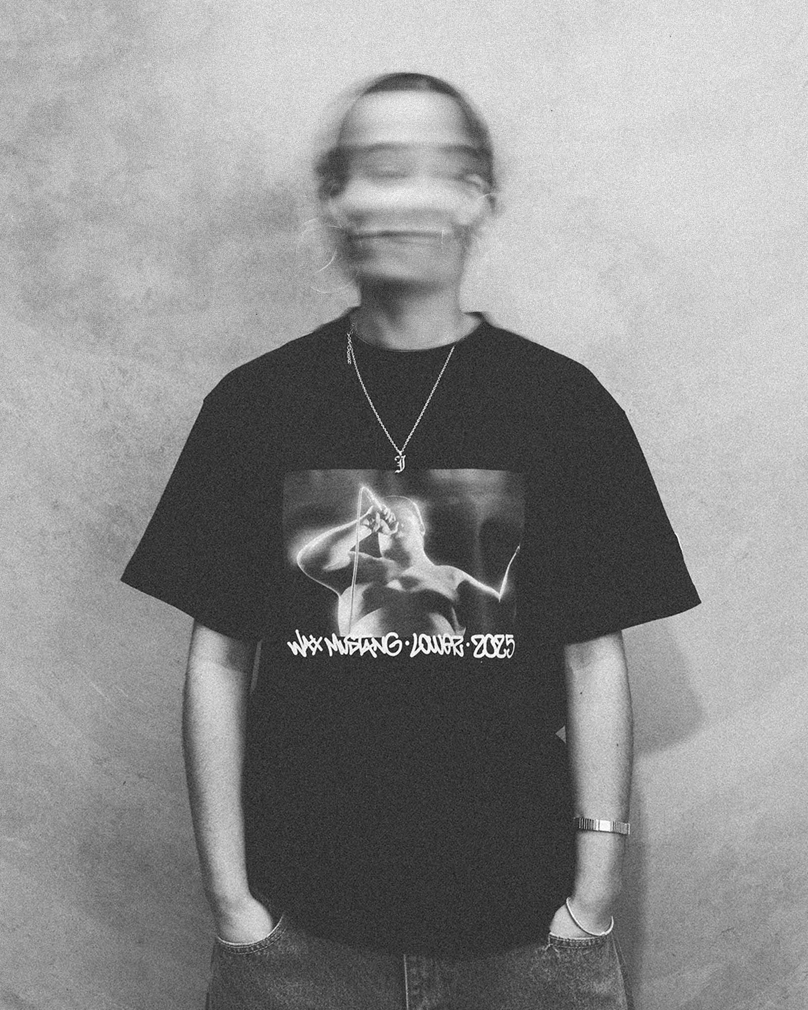 BEEFY TEE 2.0 - LOWER X WAX MUSTANG - PHOTO PRINT
