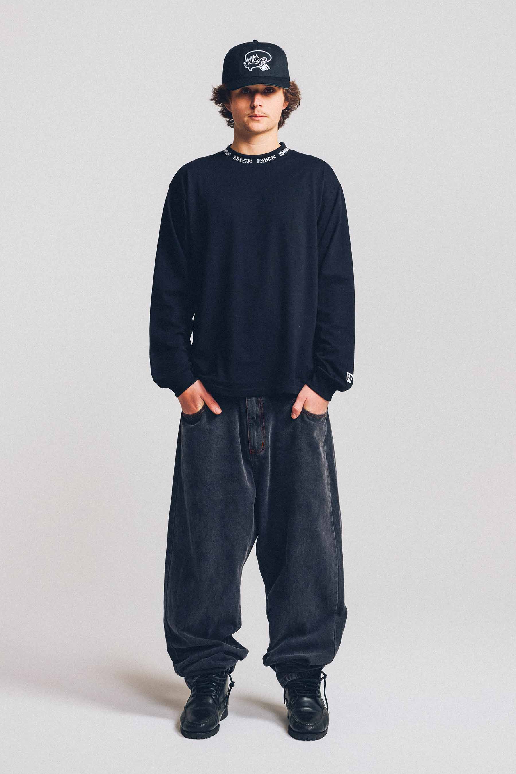 Longsleeve Tee - Bones Neck Band